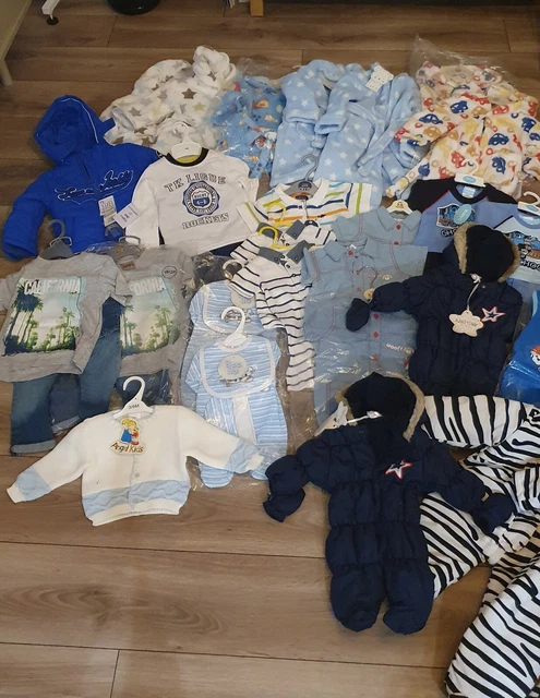 New whole Sale job lot for babys cloths, loads, see all photos