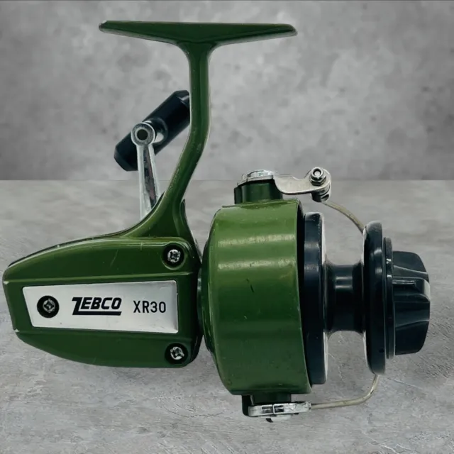 VINTAGE ZEBCO XR30 Spinning Reel Green Made in Japan RARE💥 $47.99