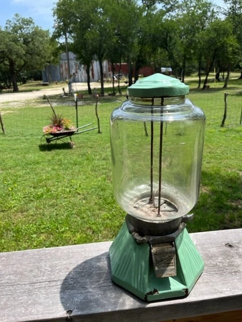 Ultra Rare Vintage Northwestern Gumball Peanut Vending Machine
