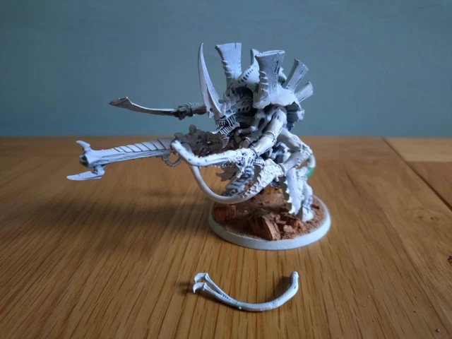 WARHAMMER 40K TYRANID Hive Tyrant OOP metal nicely painted and based WARHAMMER 40K TYRANID Hive Tyrant OOP metal nicely painted and based