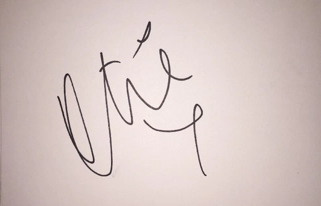 Katie Piper Signed 6X4 White Card Tv Autograph Presenter Bodyshockers