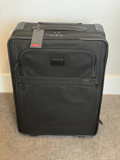 TUMI Continental Expandable Carry-On 2 Wheeled Luggage Alpha 2 22" - Black