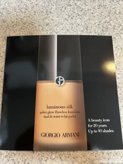 Giorgio Armani Luminous Silk PERFECT GLOW Flawless Foundation Sample Card