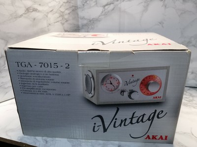 Akai RADIO i-VINTAGE AKAI MODELLO TGA-7016 AM FM DA COLLEZIONE FUNZIONANTE MARRONE 