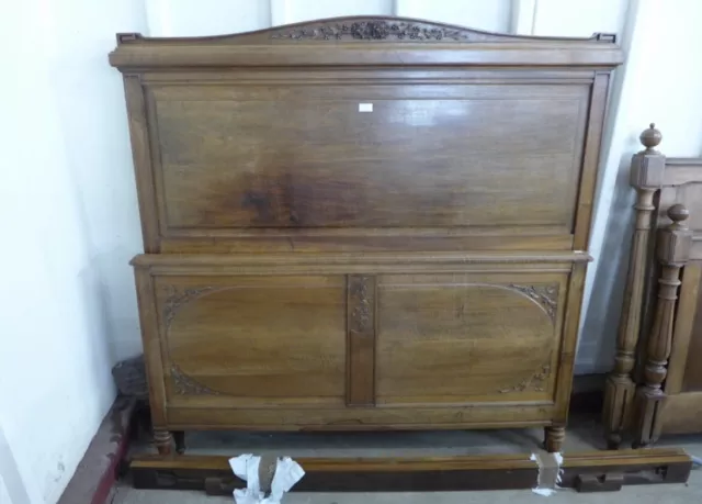 BEAUTIFUL FRENCH 19th CENTURY OAK BED FRAME