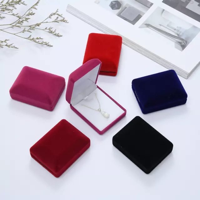 Deluxe Velvet Necklace Pendant Gift Box Case Jewelry Display