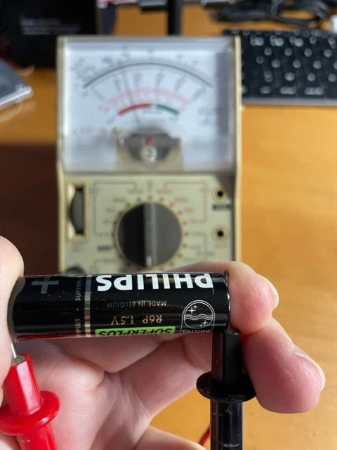 Multimètre Monacor MT-250 + câbles / Piles neuves 4