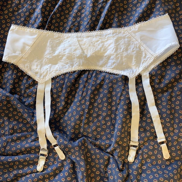 Vintage NOS Garter Belt suspenders Metal Clips White floral embroidered Sz 34