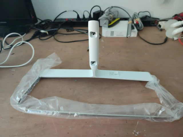 Pied + support pour Televiseur Philips - Livraison rapide Pied + support pour Televiseur Philips - Livraison rapide