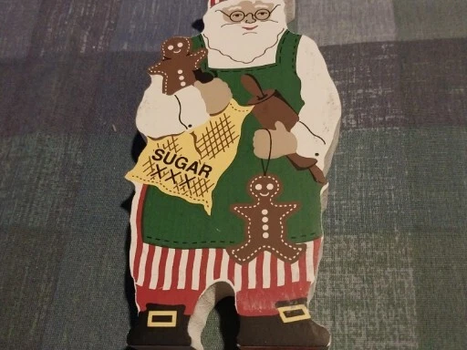 Cats Meow Village Gingerbead Santa 2000 Winter Retired Wood