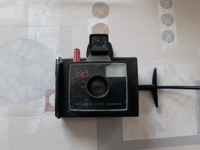 Polaroid 1000 Land Camera (roter Auslöseknopf) - Kamera