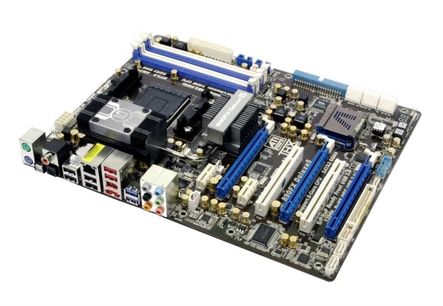 Asrock 890FX Deluxe 5 | Am3+ | DDR3 | I/O shield |