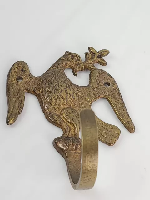 VINTAGE Eagle Brass Hook Hanger Bracket Figural Architectural Hardware Element