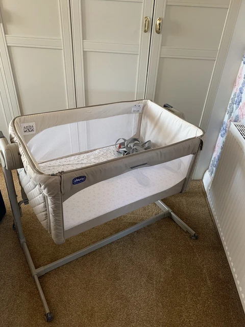 Chicco next 2 me side sleeping crib sales elegance