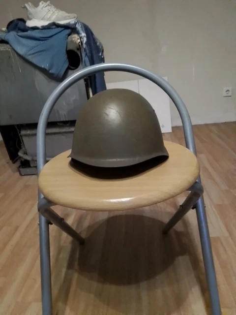 Stahlhelm Russland??? Größe 54
