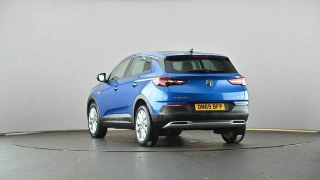 2019 Vauxhall Grandland X 1.5 Turbo D Elite Nav 5dr Hatchback diesel Manual 3