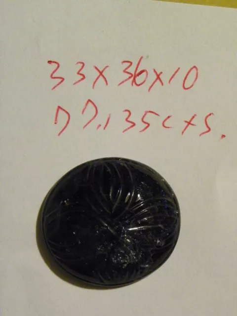 Bleu Iolite Sculpté Cab Cabochon 33x36x10 Mm. Ovale 77.135 Carats