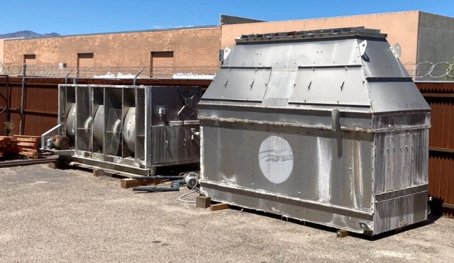 BAC Series V Process Closed-Loop Water Cooling System Stainless Steel ~48-Ton BAC Series V Process Closed-Loop Water Cooling System Stainless Steel ~48-Ton