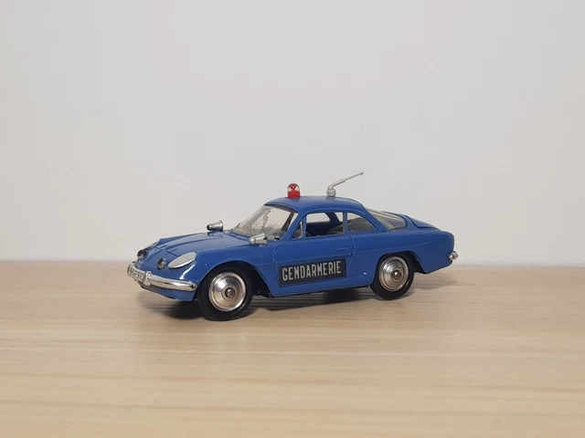 NOREV RENAULT 4 4L R4 GENDARMERIE 1967 IN BOX REF 510016 NEUF le dernier
