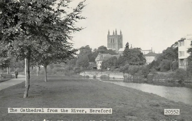 Hereford The Cathedral From River - Photostyle Salmon Deckled Edge Postcard