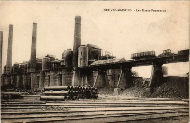 CPA NEUVES-MAISONS - Les Hauts Fourneaux (386199)
