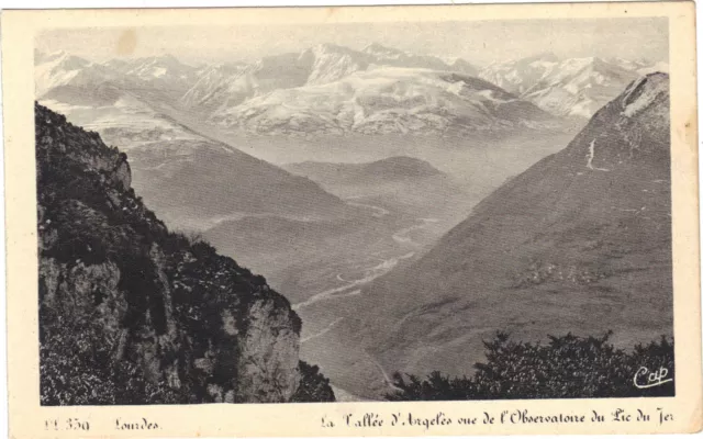 65 - cpa - LOURDES - La vallée d'Argelès vue de l'observatoire du Pic du Jer