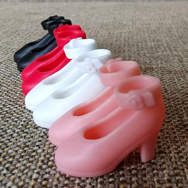 Chaussures de Poupée Fille En Plastique pour Tenues D'habillage Blythe