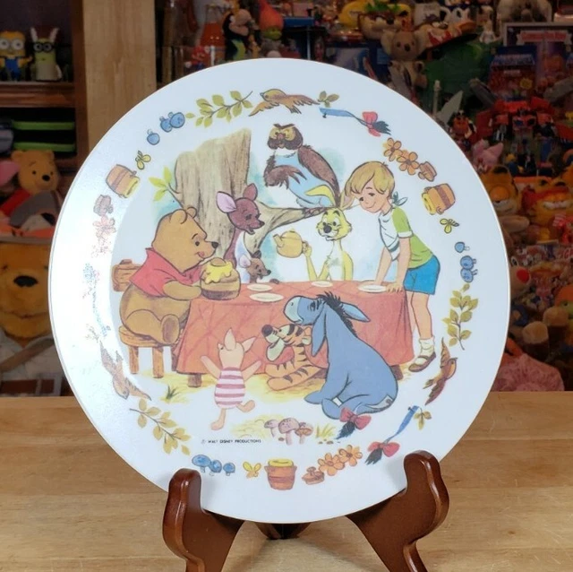 VINTAGE WALT DISNEY Productions Winnie the Pooh Plastic Plate Tigger