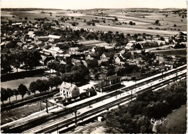 CPA AK CHAMPIGNY-sur-YONNE - Aerial view of the station and the (357994)