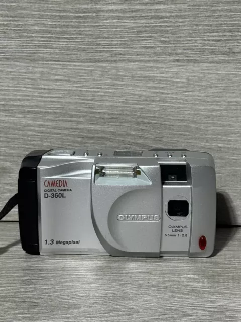 Olympus Camedia D-360L Digital Camera No Memory Card Untested