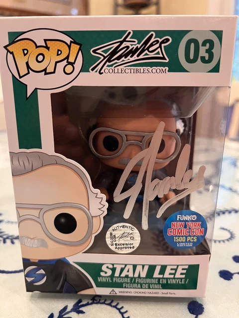 Stan Lee #03 SUPER RARE Platinum signed Superhero Exclusive  W/ COA Funko POP