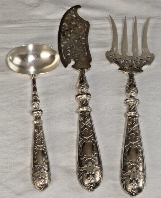 Service à Poissons Deux Pièces En Argent Fourré - Style Louis XVI - 1920-1949