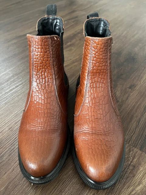 Flora croc dr clearance martens
