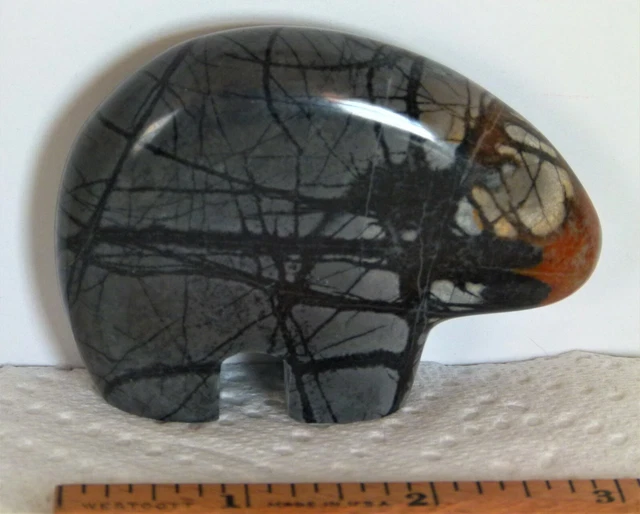 3 1/8" Picasso Jasper ZUNI BEAR FETISH Polished Carving 145g. 5.1 oz. 79mm