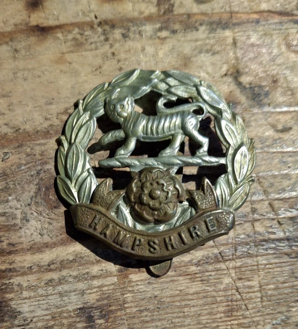 Officers Rank Crown Snap Pin Metal Badge Genuine British Military Issue RM6 - Foto 4