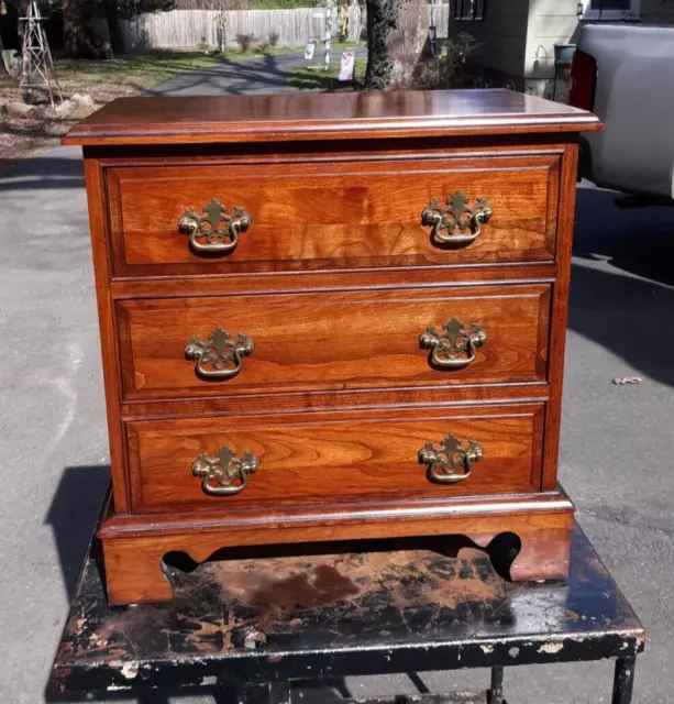 Small Pennsylvania House Campaign Style Bachelors Chest Dresser 2