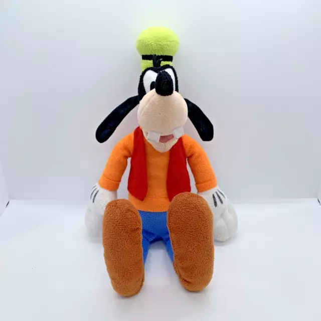 Disney Goofy 13 Inch Stuffed Plush Character Toy- Preowned- Goofy Plushie