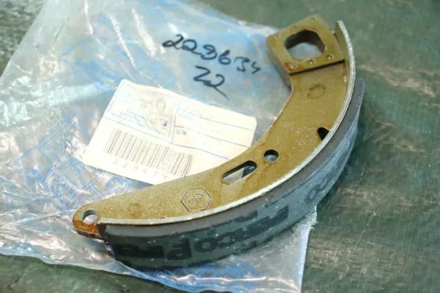 1x Guscia Freno ANTERIORE 229634 VESPA COSA 125 150 200 NOS Pastiglia Freno Ganasce