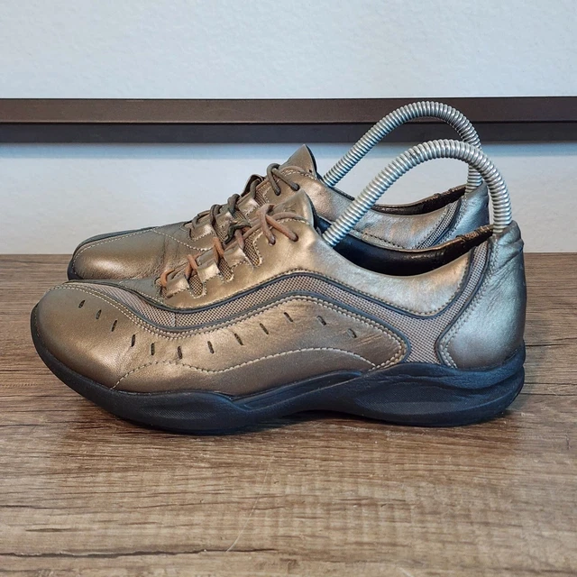 Clarks Wave Wheel Women's Casual Shoes Size 6.5 Bronze