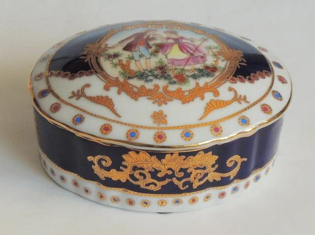 Vintage Limoges France 22-K Gold Trinket Box Hand Painted in Cobalt Royal Blue