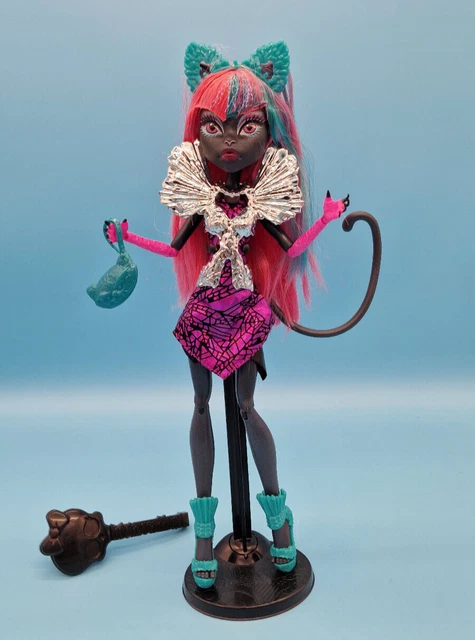 MATTEL MONSTER HIGH Doll CATTY NOIR Boo York, Boo York – City
