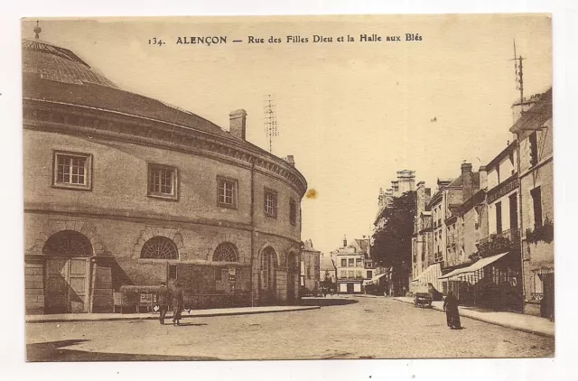 Girls Street God and Wheat Hall