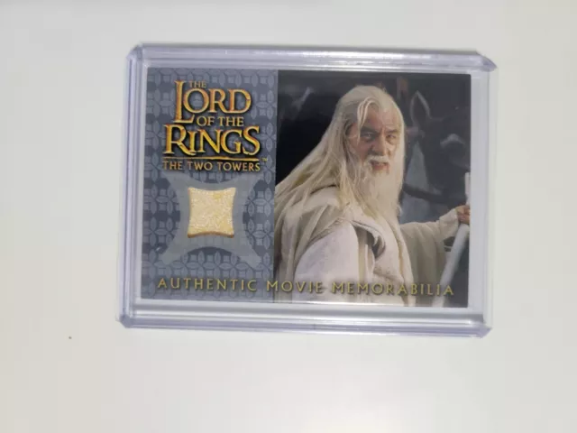 Topps Lord Of The Rings : The Two Towers - Gandalf's Silk Shirt costume card