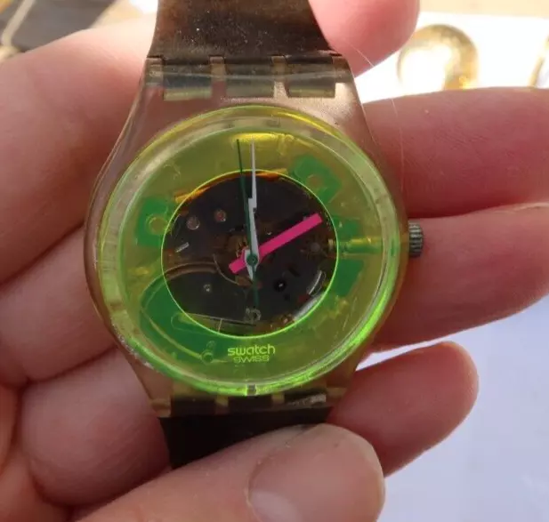 RARE Vintage Swatch Swiss Watch Wristwatch Florescent Green 5495-P Skeleton LOOK