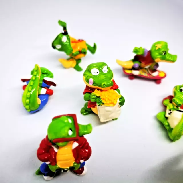 ⭐ Lot 8 Figurines KINDER Surprise Famille CRAZY CROCOS CROCOVILLE Jouet Enfant⭐ 2