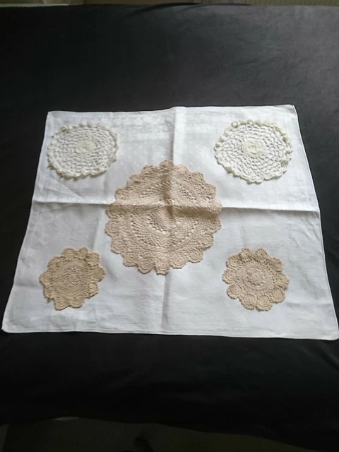 Vintage Self Patterned Tablecloth Set 3 Maltese Lace Doilies&2 Cream Doilies