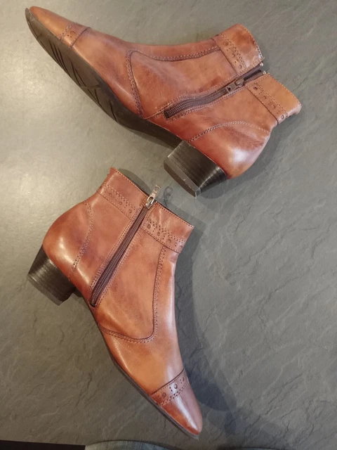 Bottines fourrées femme pointure 40, véritable cuir, très bon état 3
