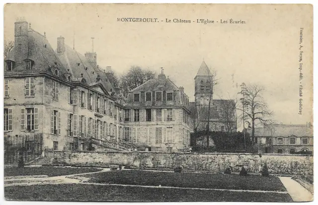 CPA " MONTGEROULT - Le Château - L'Eglise - Les Ecuries