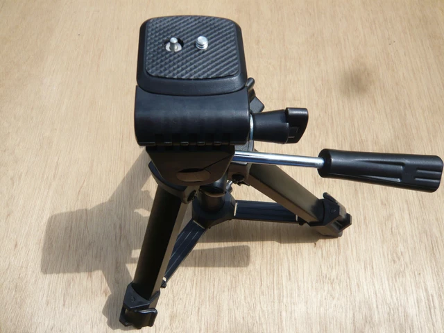 Mini-Stativ Flex für Smartphone und GoPro Mini-Stativ Flex für Smartphone und GoPro