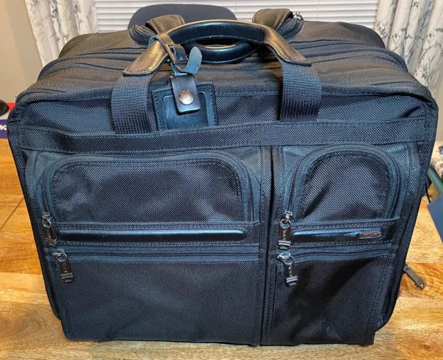 TUMI Alpha Deluxe Expandable Wheeled Rolling Briefcase Bag Black w/Laptop Insert